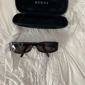 Gucci sunglasses in Pearl Black